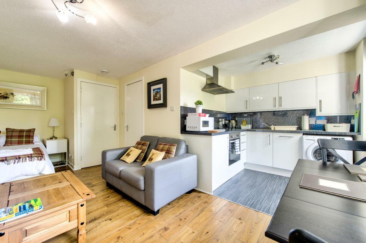 Stunning Studio Apartment Castle View Edimburgo Esterno foto