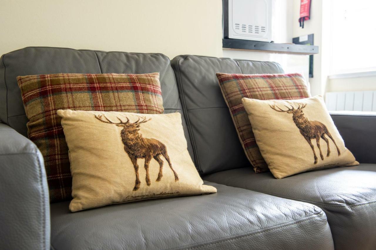 Stunning Studio Apartment Castle View Edimburgo Esterno foto